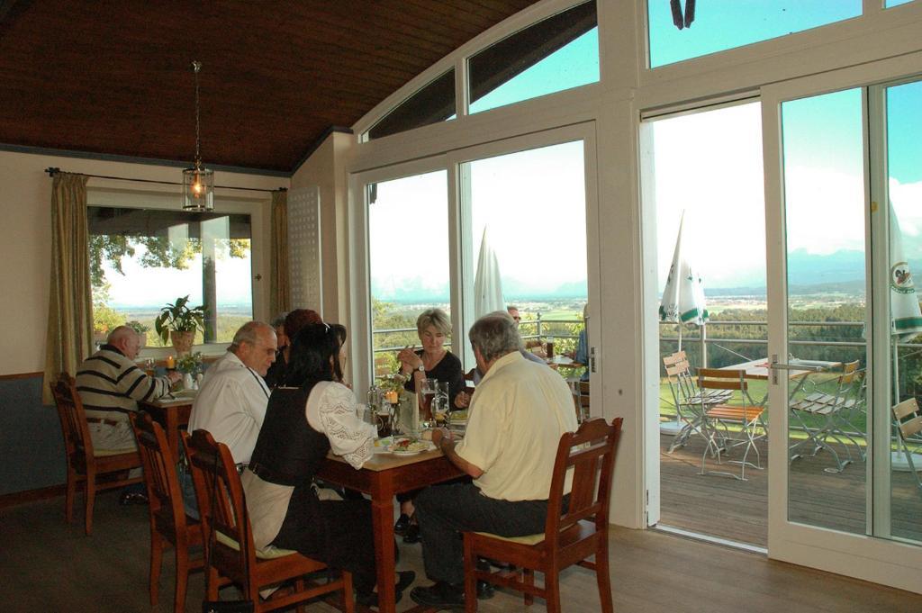Hotel Zur Schonen Aussicht Feldkirchen-Westerham Eksteriør billede