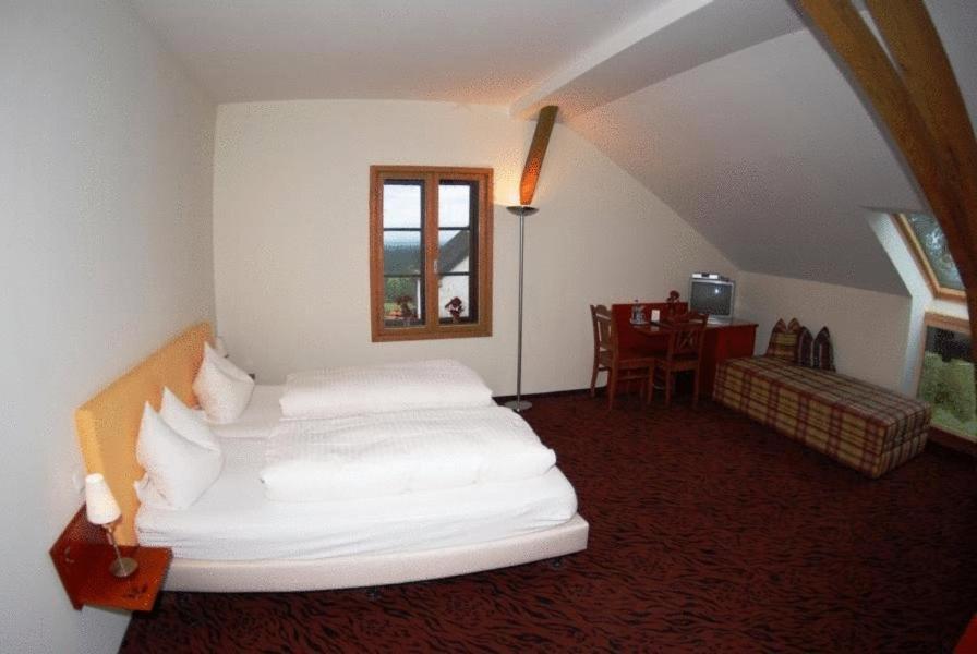 Hotel Zur Schonen Aussicht Feldkirchen-Westerham Værelse billede
